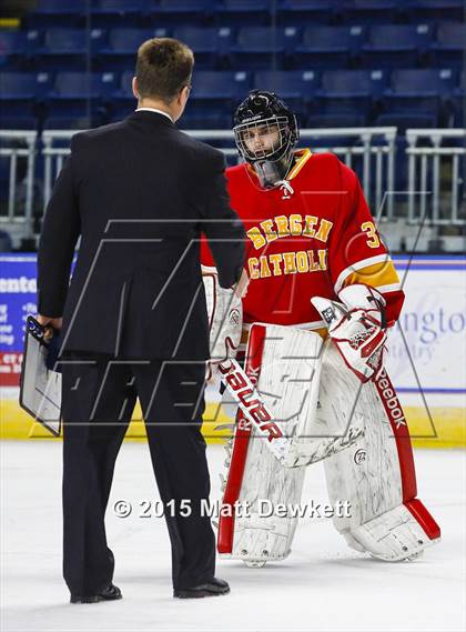 Thumbnail 1 in Notre Dame Catholic vs. Bergen Catholic (Notre Dame New Year's Invitational Semifinal) photogallery.