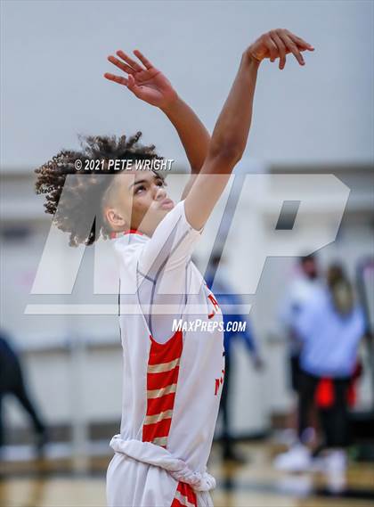 Thumbnail 1 in Riverview Sarasota vs Cardinal Mooney (Sarasota JV Classic) photogallery.