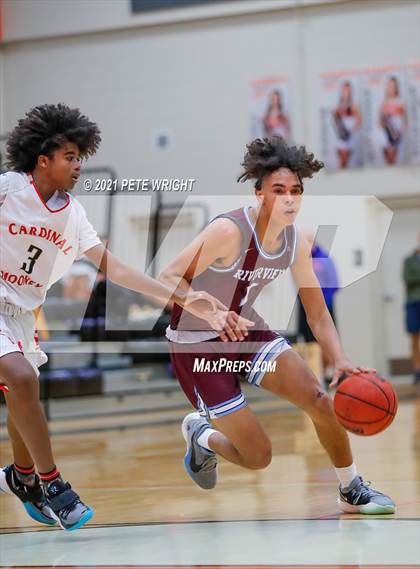 Thumbnail 2 in Riverview Sarasota vs Cardinal Mooney (Sarasota JV Classic) photogallery.