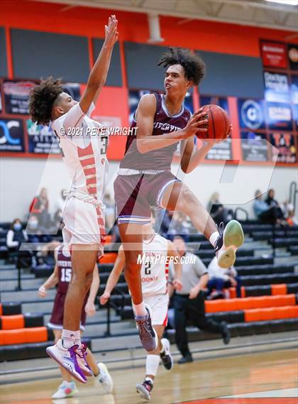Thumbnail 1 in Riverview Sarasota vs Cardinal Mooney (Sarasota JV Classic) photogallery.