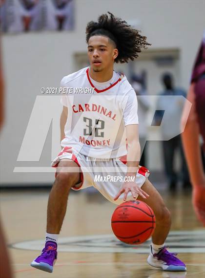 Thumbnail 2 in Riverview Sarasota vs Cardinal Mooney (Sarasota JV Classic) photogallery.
