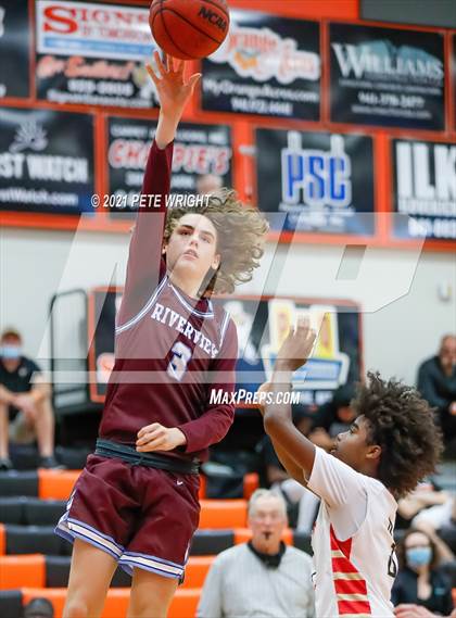 Thumbnail 3 in Riverview Sarasota vs Cardinal Mooney (Sarasota JV Classic) photogallery.