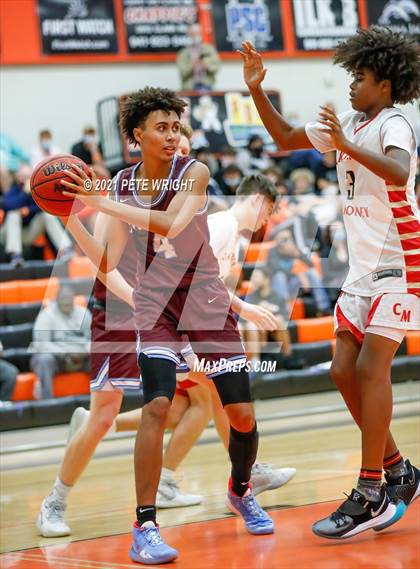 Thumbnail 3 in Riverview Sarasota vs Cardinal Mooney (Sarasota JV Classic) photogallery.
