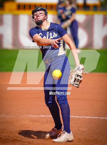 Thumbnail 1 in Mountain View vs. Casteel photogallery.