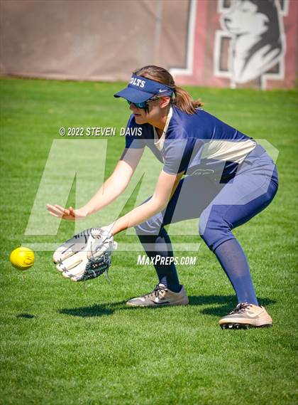 Thumbnail 2 in Mountain View vs. Casteel photogallery.