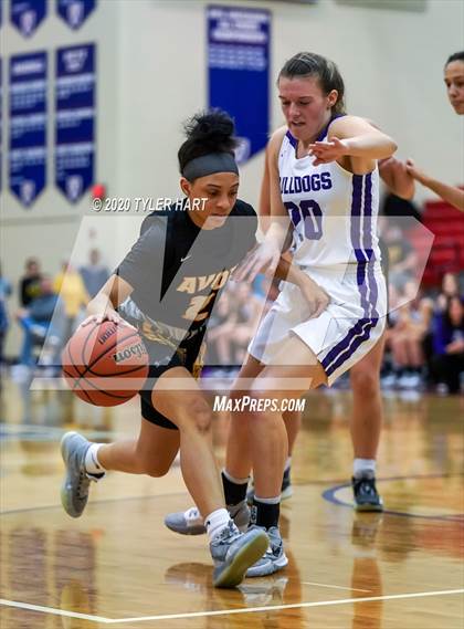 Thumbnail 1 in Avon vs. Brownsburg (IHSAA 4A Third Round Playoff) photogallery.