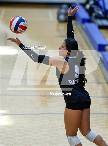 Thumbnail 1 in Lovett vs. East Paulding (You got Served) photogallery.
