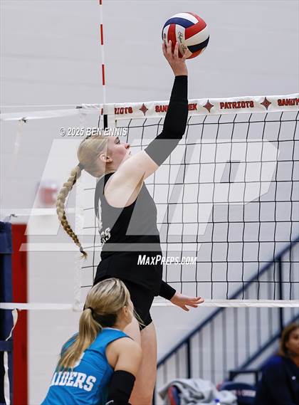 Thumbnail 1 in Lovett vs. East Paulding (You got Served) photogallery.