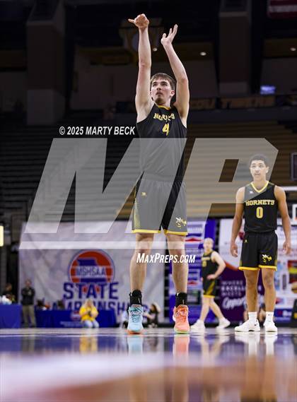 Thumbnail 3 in Chadwick vs St. Elizabeth (MSHSAA Class 1 Championship) photogallery.