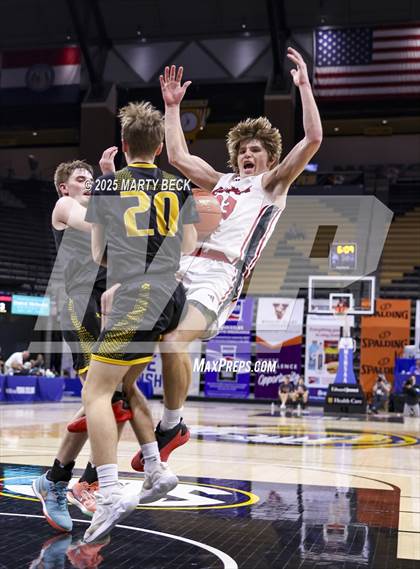 Thumbnail 3 in Chadwick vs St. Elizabeth (MSHSAA Class 1 Championship) photogallery.