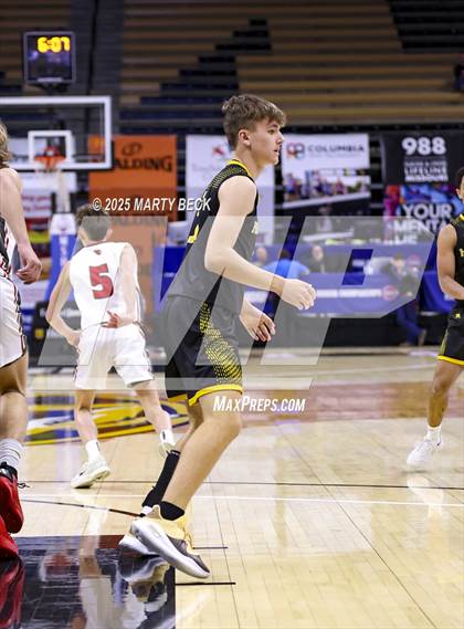 Thumbnail 3 in Chadwick vs St. Elizabeth (MSHSAA Class 1 Championship) photogallery.