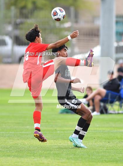 Thumbnail 1 in Southeast Career Tech vs Palo Verde (NIAA 5A Quarterfinal) photogallery.