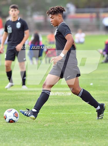 Thumbnail 3 in Southeast Career Tech vs Palo Verde (NIAA 5A Quarterfinal) photogallery.