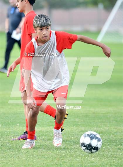 Thumbnail 3 in Southeast Career Tech vs Palo Verde (NIAA 5A Quarterfinal) photogallery.