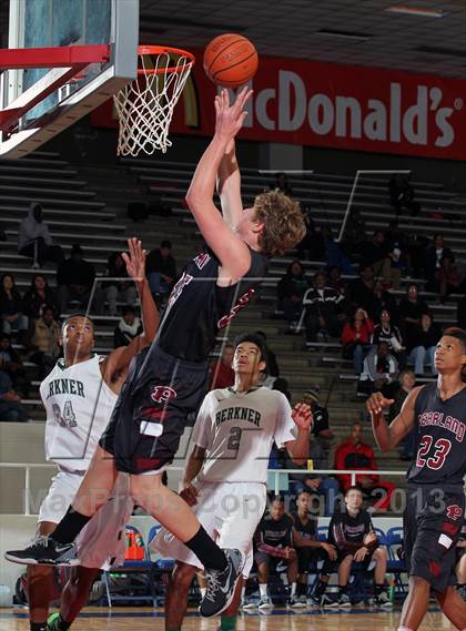 Thumbnail 2 in Berkner [L. V.] vs. Pearland (McDonald's Texas Invitational) photogallery.