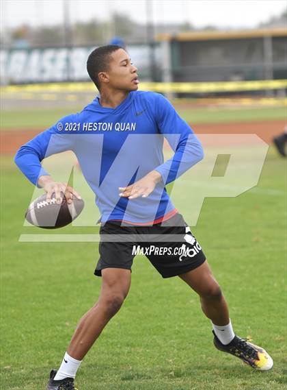 Thumbnail 1 in Los Alamitos vs. Serra (Battle at the Beach 7x7) photogallery.