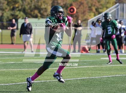 Thumbnail 3 in Commack vs William Floyd photogallery.