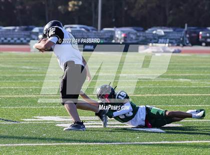 Thumbnail 2 in Commack vs William Floyd photogallery.