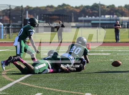 Thumbnail 2 in Commack vs William Floyd photogallery.