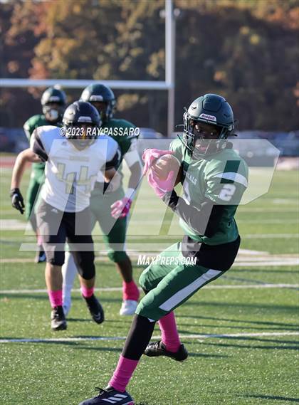 Thumbnail 1 in Commack vs William Floyd photogallery.