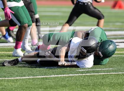 Thumbnail 2 in Commack vs William Floyd photogallery.