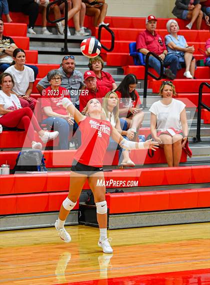 Thumbnail 2 in Giddings vs Bellville (Scrimmage) photogallery.