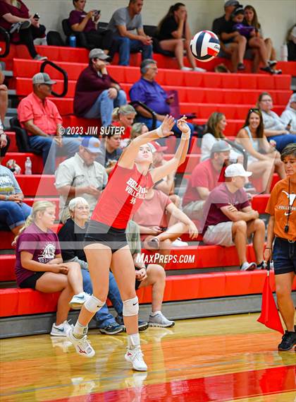 Thumbnail 3 in Giddings vs Bellville (Scrimmage) photogallery.