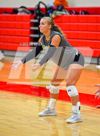 Thumbnail 3 in Giddings vs Bellville (Scrimmage) photogallery.