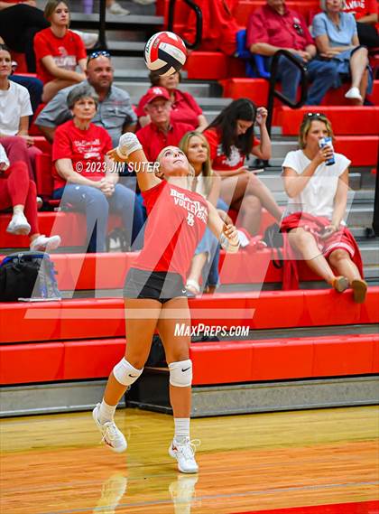Thumbnail 2 in Giddings vs Bellville (Scrimmage) photogallery.