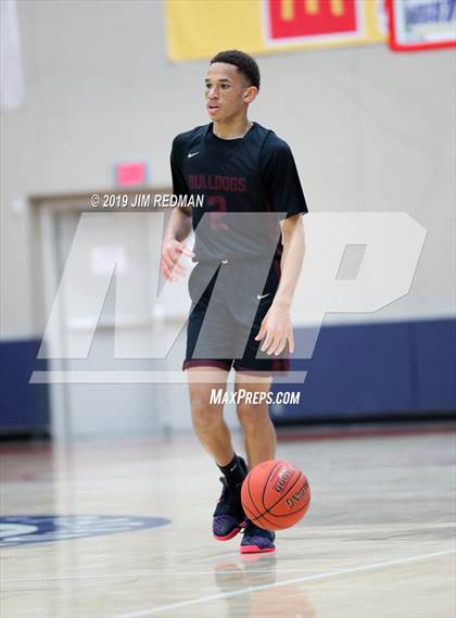 Thumbnail 2 in Summer Creek vs Atascocita (McDonald's Texas Invitational) photogallery.