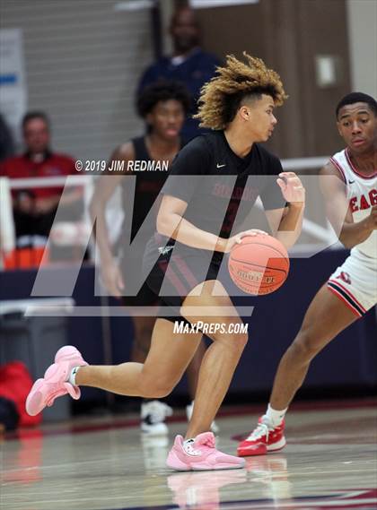 Thumbnail 2 in Summer Creek vs Atascocita (McDonald's Texas Invitational) photogallery.