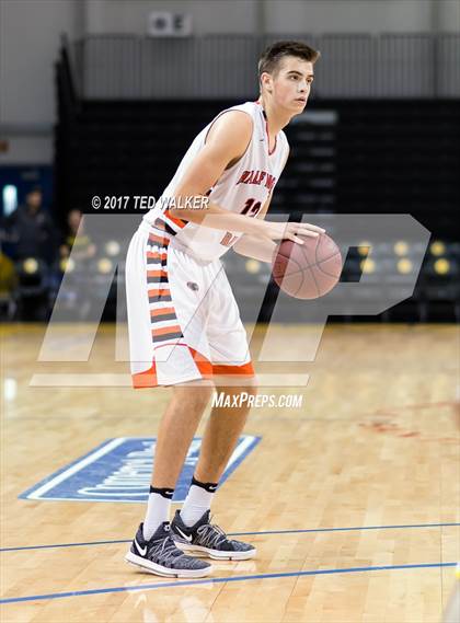 Thumbnail 3 in Half Moon Bay vs. Soquel (Warriors Nor-Cal Invitational) photogallery.