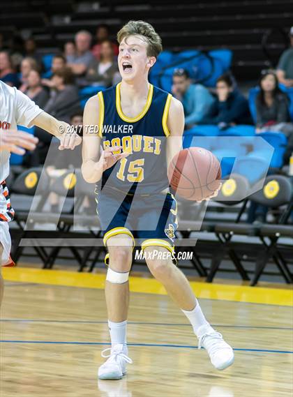 Thumbnail 3 in Half Moon Bay vs. Soquel (Warriors Nor-Cal Invitational) photogallery.