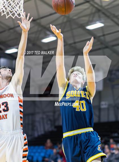 Thumbnail 3 in Half Moon Bay vs. Soquel (Warriors Nor-Cal Invitational) photogallery.