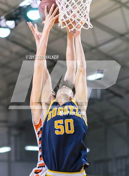Thumbnail 1 in Half Moon Bay vs. Soquel (Warriors Nor-Cal Invitational) photogallery.
