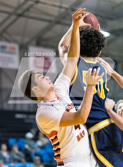 Thumbnail 1 in Half Moon Bay vs. Soquel (Warriors Nor-Cal Invitational) photogallery.