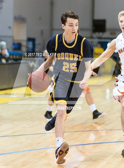 Thumbnail 2 in Half Moon Bay vs. Soquel (Warriors Nor-Cal Invitational) photogallery.