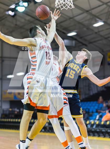 Thumbnail 2 in Half Moon Bay vs. Soquel (Warriors Nor-Cal Invitational) photogallery.