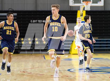 Thumbnail 2 in Half Moon Bay vs. Soquel (Warriors Nor-Cal Invitational) photogallery.