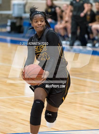 Thumbnail 3 in Plano East vs. Wagner (NISD Tournament Championship) photogallery.