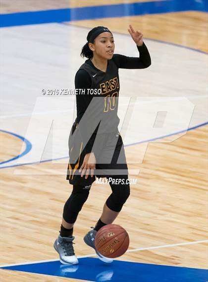 Thumbnail 2 in Plano East vs. Wagner (NISD Tournament Championship) photogallery.