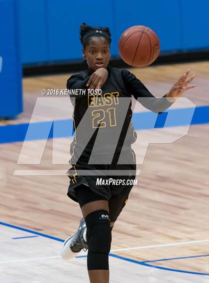 Thumbnail 1 in Plano East vs. Wagner (NISD Tournament Championship) photogallery.
