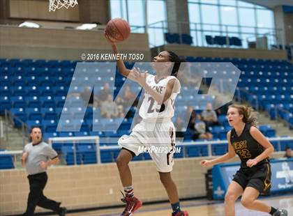 Thumbnail 2 in Plano East vs. Wagner (NISD Tournament Championship) photogallery.