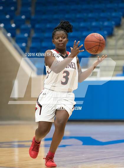 Thumbnail 1 in Plano East vs. Wagner (NISD Tournament Championship) photogallery.