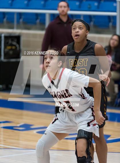 Thumbnail 1 in Plano East vs. Wagner (NISD Tournament Championship) photogallery.