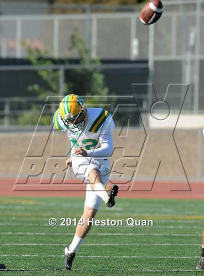 Thumbnail 3 in Kennedy @ Tustin photogallery.