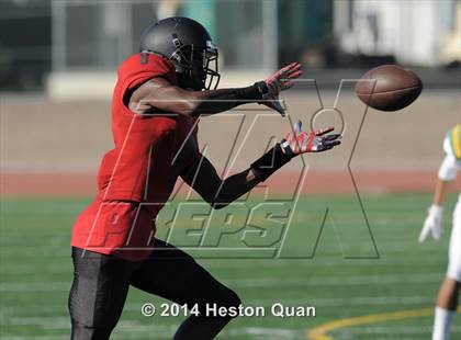 Thumbnail 3 in Kennedy @ Tustin photogallery.