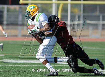 Thumbnail 2 in Kennedy @ Tustin photogallery.