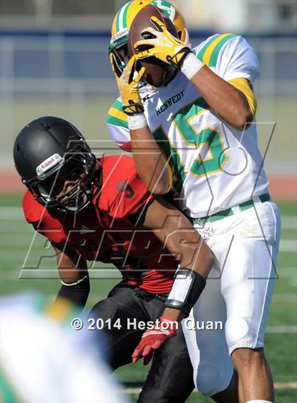 Thumbnail 3 in Kennedy @ Tustin photogallery.