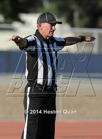 Thumbnail 2 in Kennedy @ Tustin photogallery.